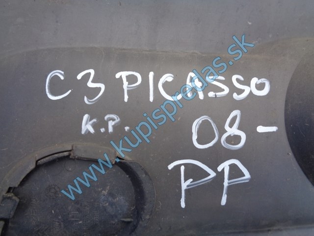 pravá predná krytka na hmlovku na citroen c3 picasso, 9681801677